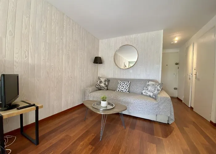 5 Pers Avec Jardin A Saint Pierre - Fr-1-619-146 דירה פלורי